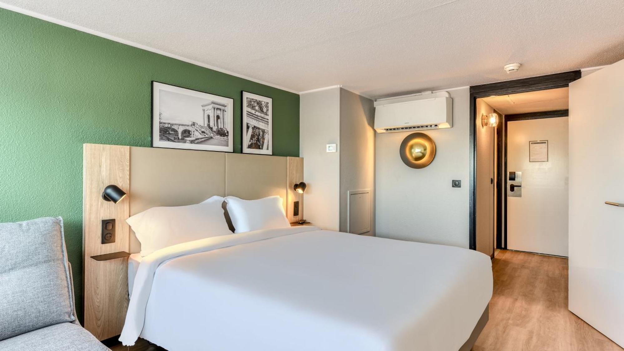 Hotel Campanile Marseille Saint Antoine Exterior foto